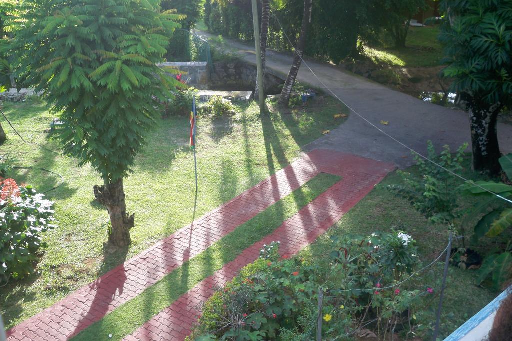 Chez Julie Villa Anse Boileau Exterior photo